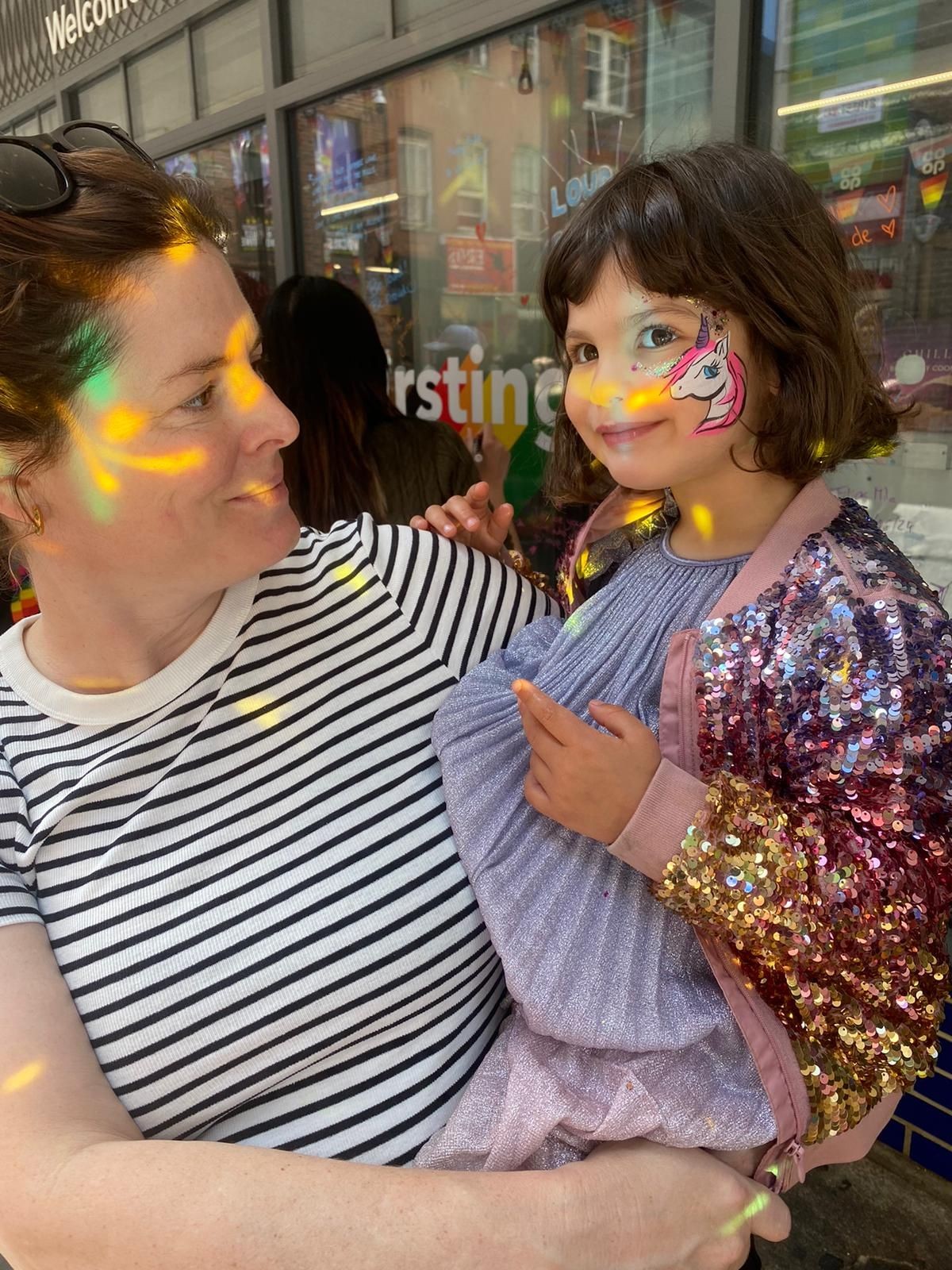 Children’s face painting at live event